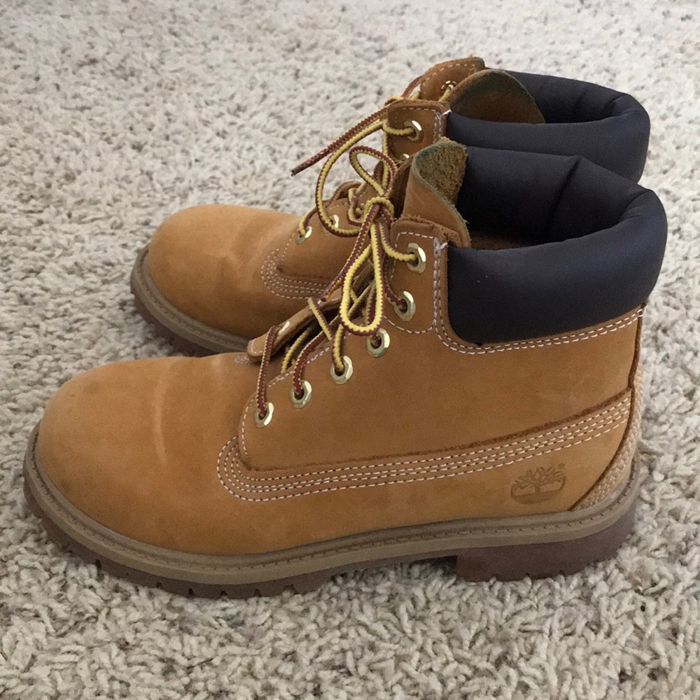 Timberlands - unisex shoe, see sizing